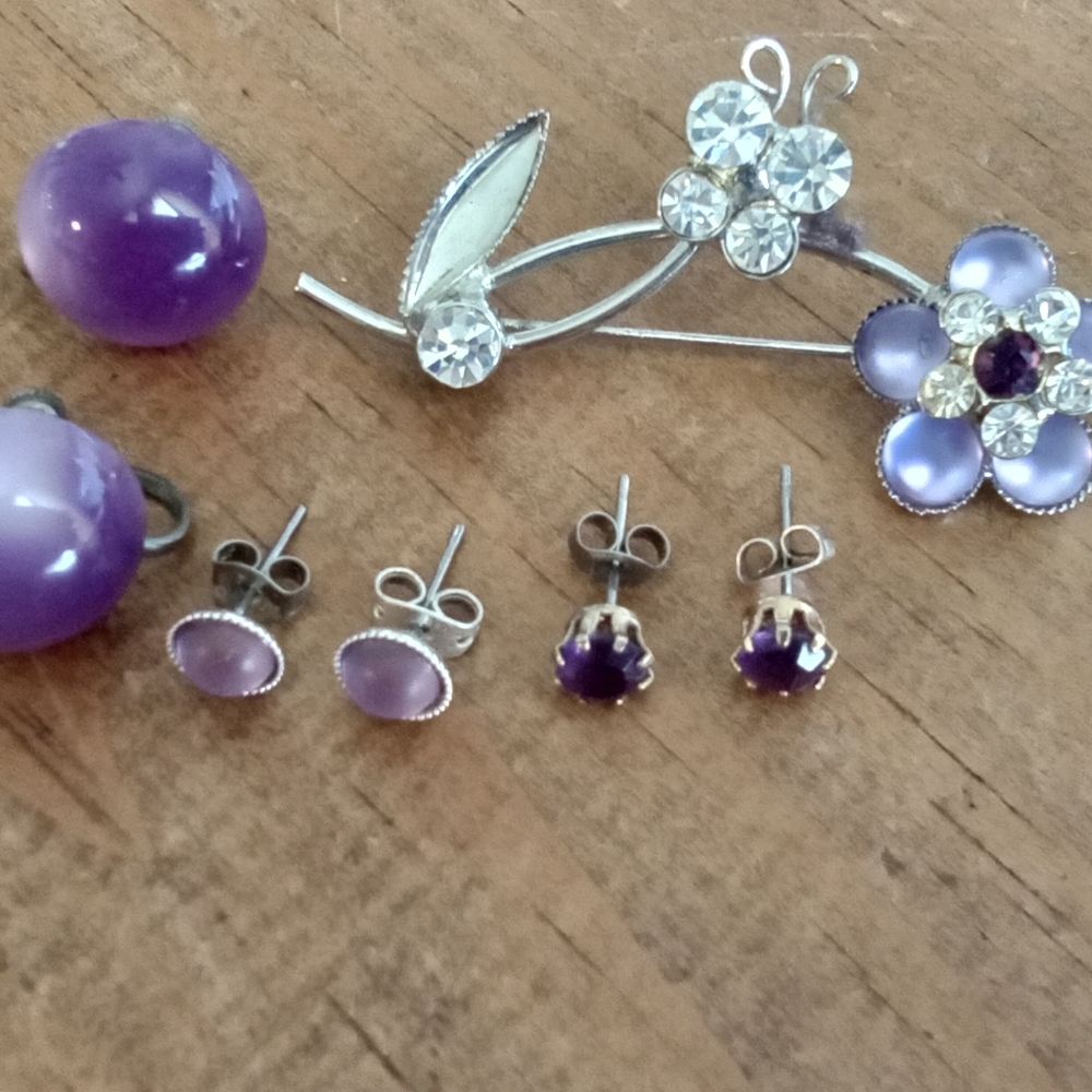 Elegant Purple and Silver Matching Brooch and Earring Jewelry Set